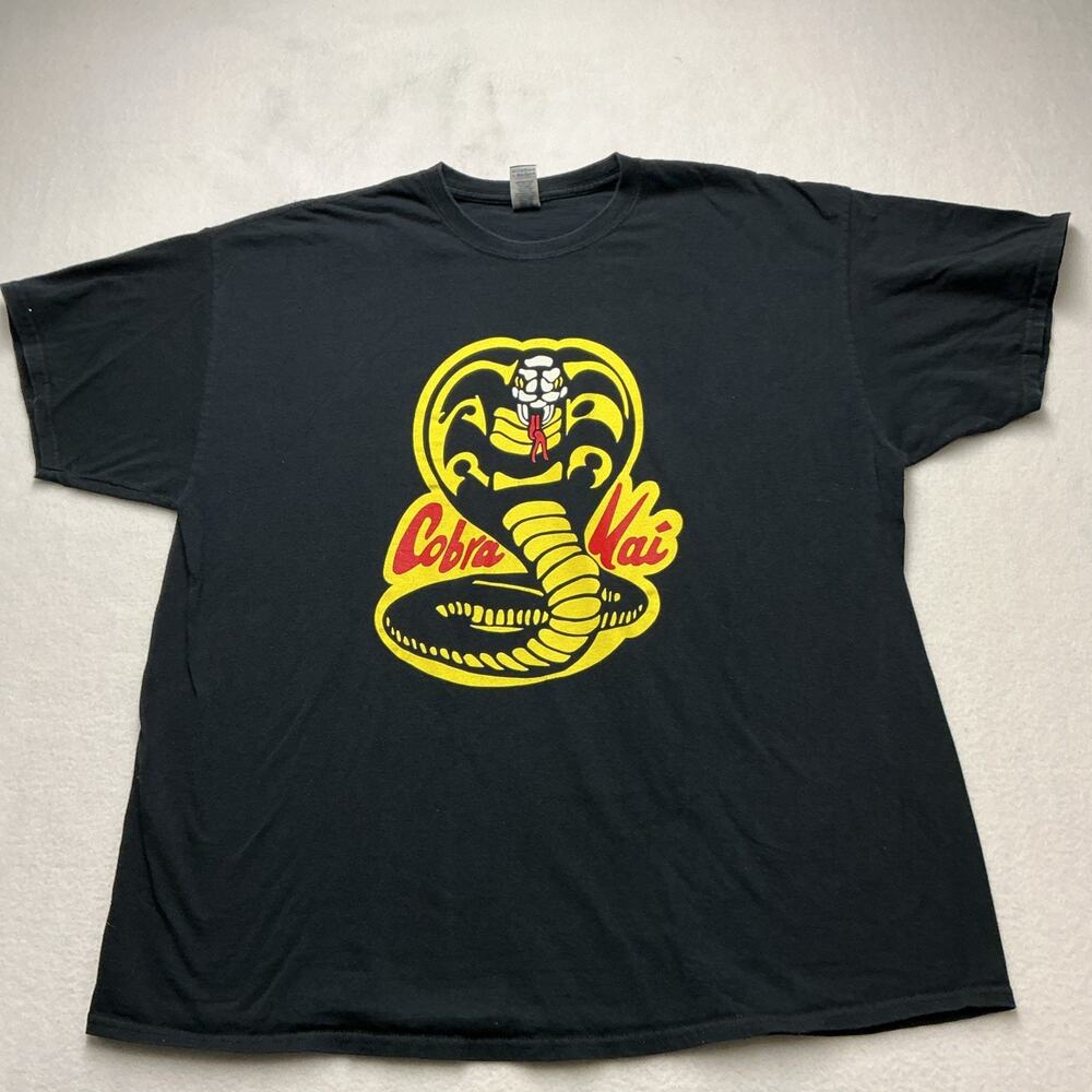 Cobra Kai Shirt Men’s Sz XXL Glidden Tshirt Black And Yellow , 4143